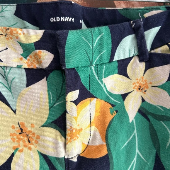 Old Navy Pixie Pants Jeans Chic Lemon Print Size 10 Stretch Skinny - Picture 3 of 16